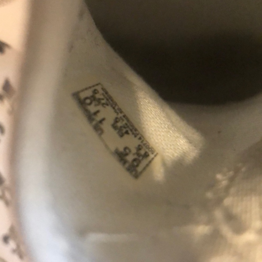 White Vans - Picture 4 of 4